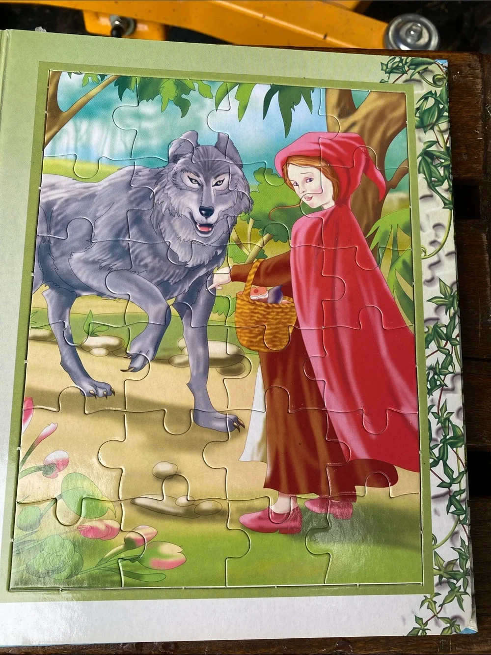 Fairy Tale Jigsaw Puzzle Book by Innovage 3 Tales 6 Puzzles 24 Pc Each 2004